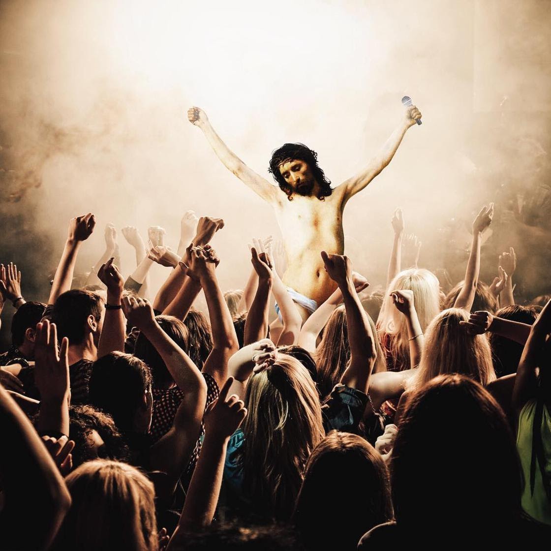 JESUS revient